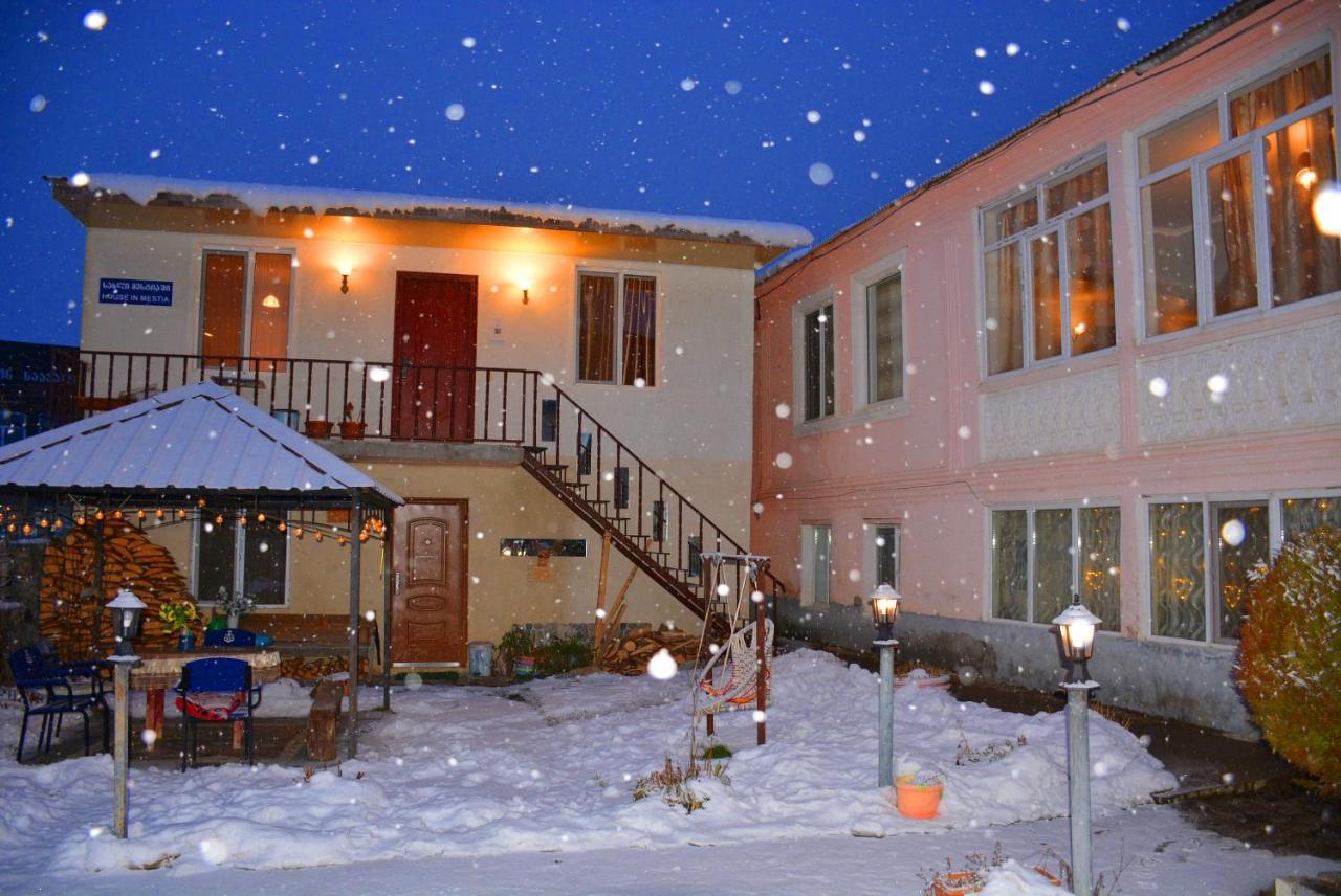 House In Mestia Extérieur photo